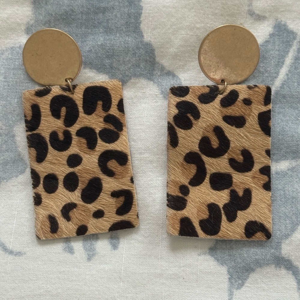 Leopard Print Dangle Earrings